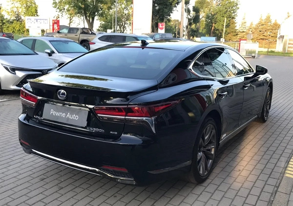 Lexus LS cena 250000 przebieg: 117800, rok produkcji 2017 z Hajnówka małe 742